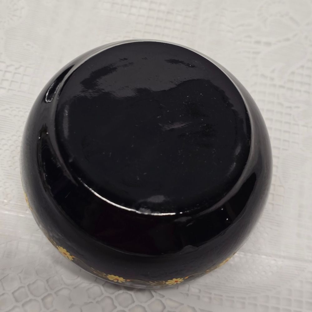 Vintage 60s Floral Daisies Hand Painted Black Lacquered Round Trinket Box - Picture 10 of 13